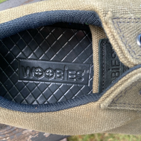 Woobies Men’s Sneakers - Picture 2 of 8